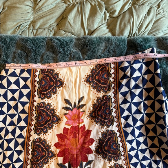 FARM Rio Multicolor Wide Leg Pants - Picture 6 of 6